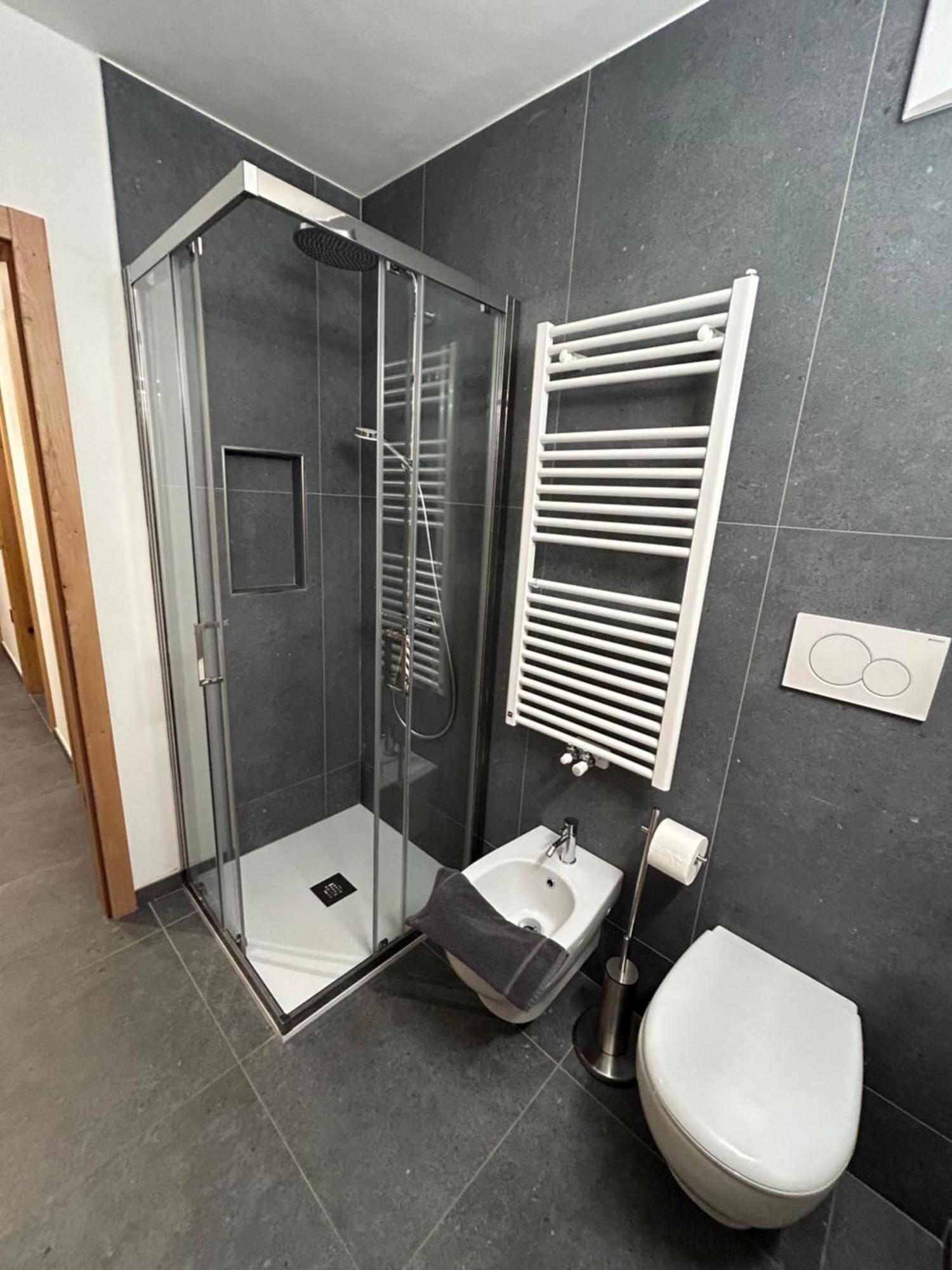 Dolomia Apartments & Spa Dimaro Esterno foto